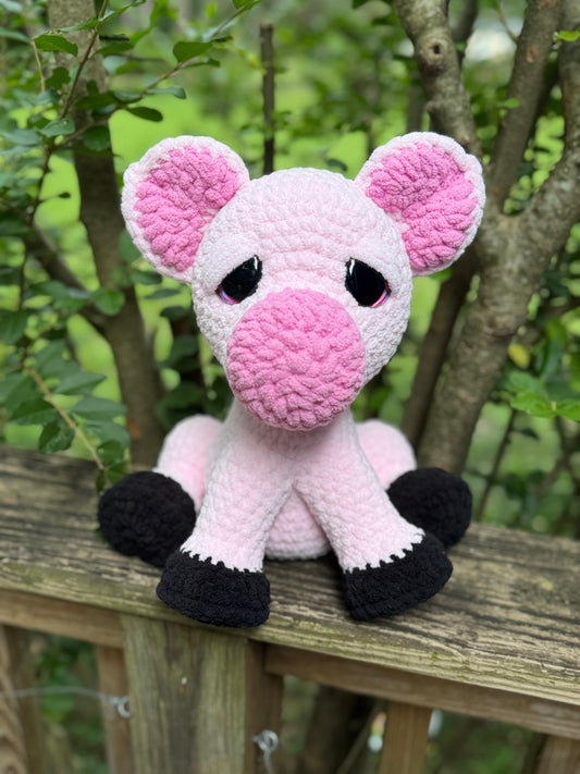 Sitting Pig – Handmade Crochet Plush